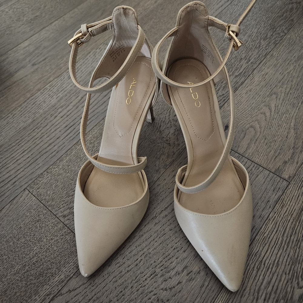 Aldo Vertano SIZE 6.5 Elegant Cream Women's Heels